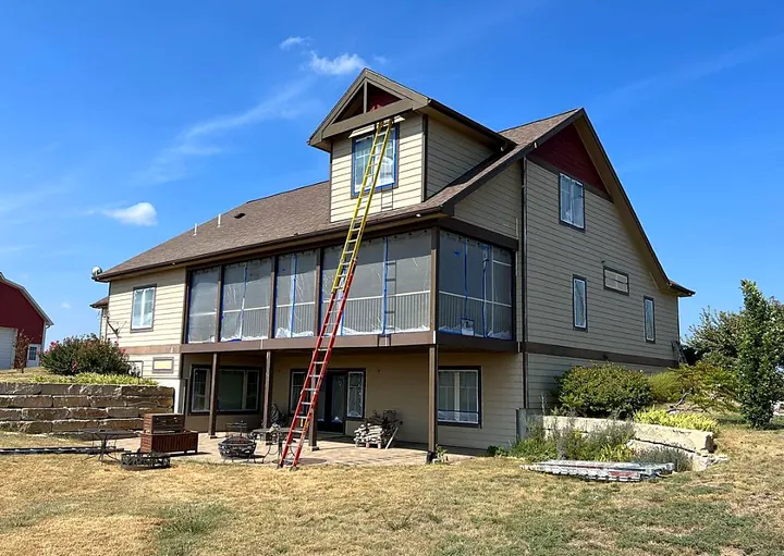 Exterior house painting by Red Barn Painting