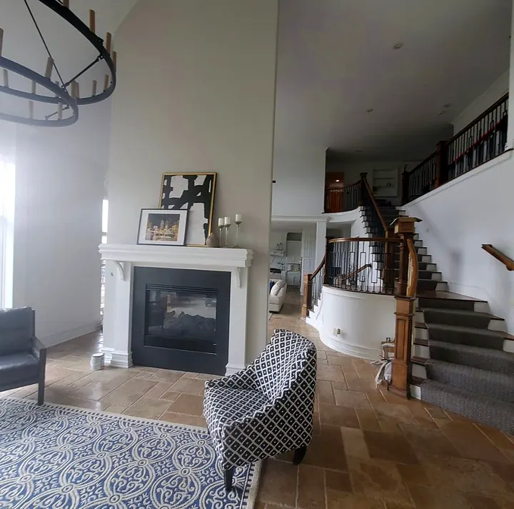 Freshly painted interior by Red Barn Painting