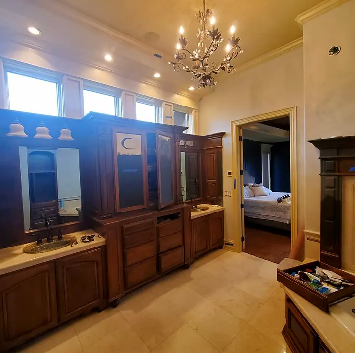 Freshly painted interior by Red Barn Painting